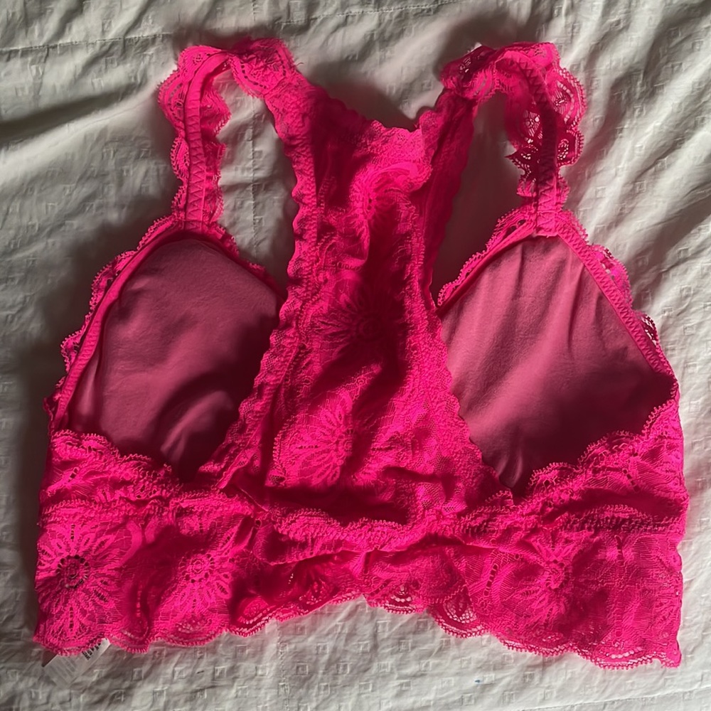 Hot Pink Racerback Bralette 🩷 - Picture 2 of 4